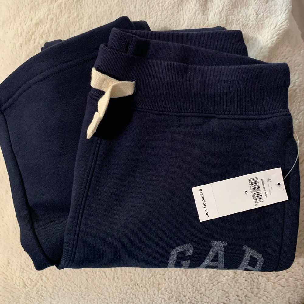 GAP logo fleece pants